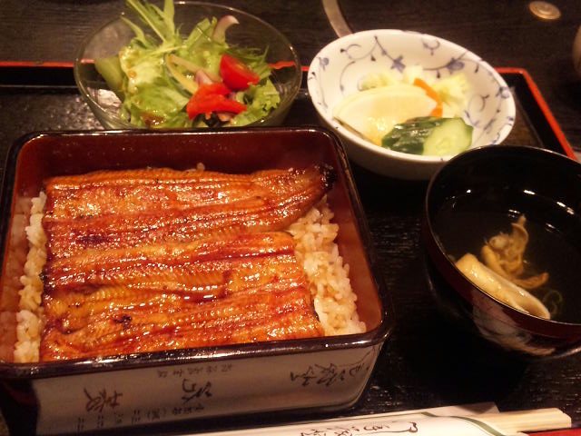 ぐるぶろ In 渋谷 本日のランチ 渋谷 道玄坂花菱 鰻